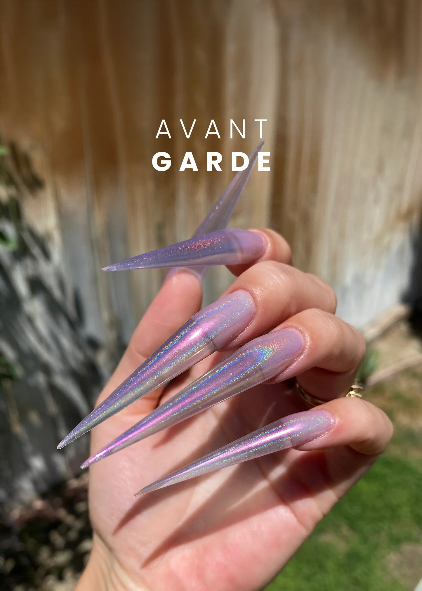 V Beauty Pure Chrome Powder - Avant Garde
