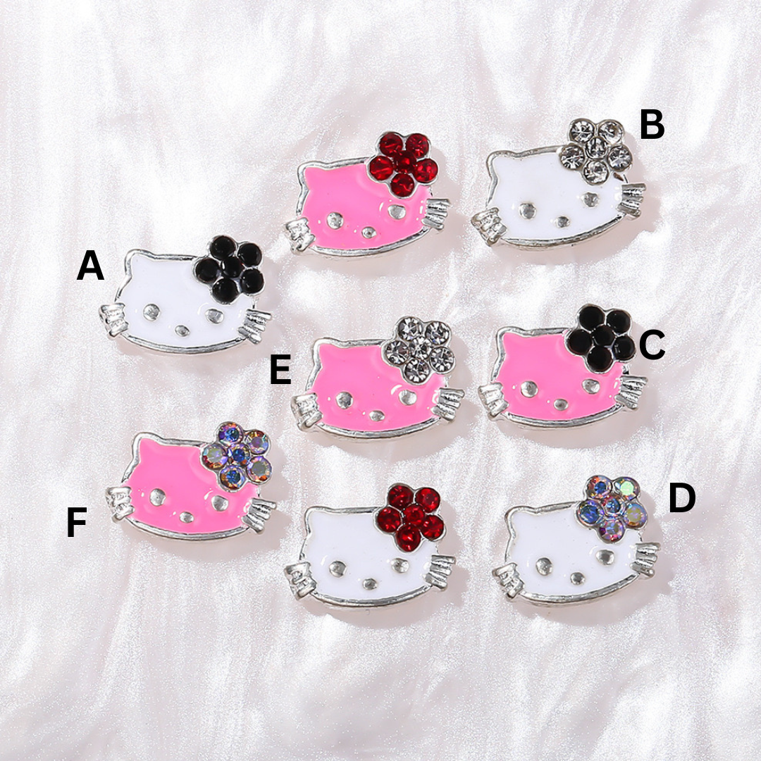 Hello Kitty Head Nail Charm 5pc